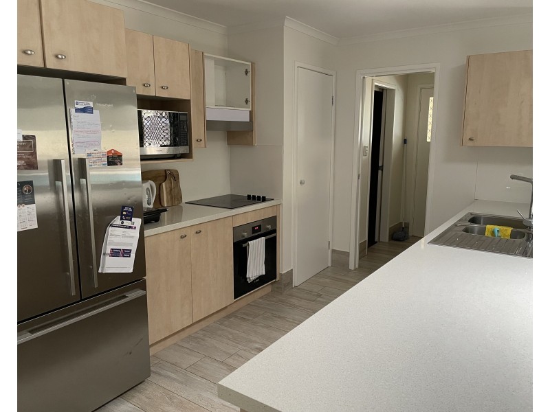 22 Merriman Court, Palmwoods QLD 4555