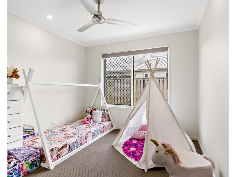 34 Bristlebird Circuit, Forest Glen QLD 4556