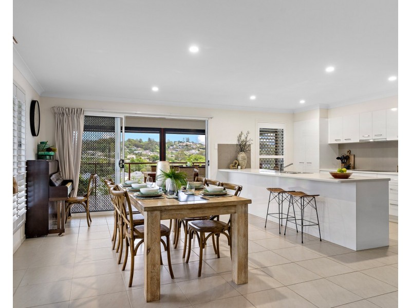 49 Altitude Drive, Burnside QLD 4560