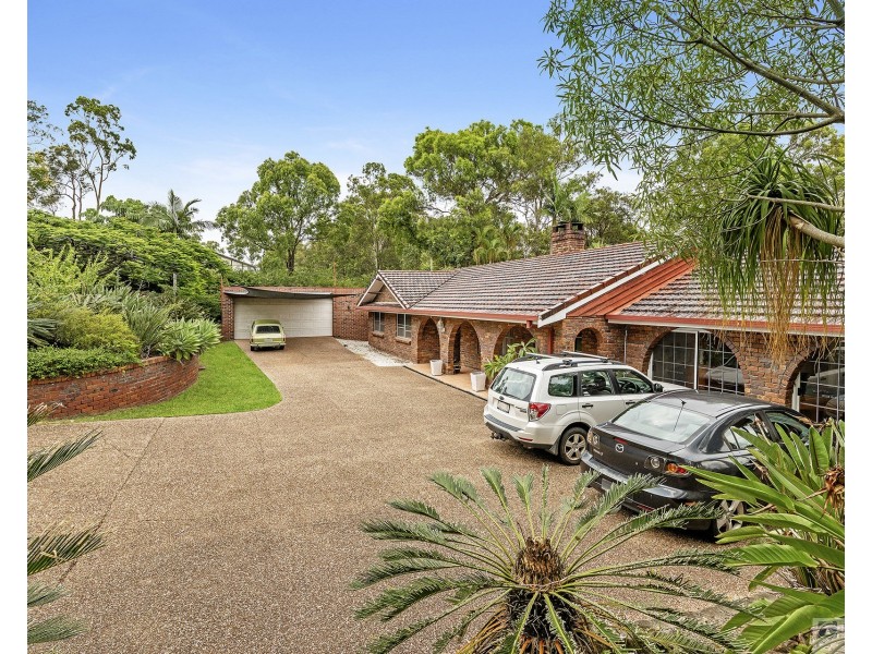 6 Nakula Street, Gaven QLD 4211