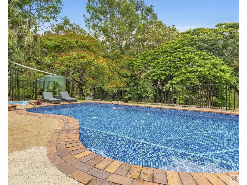 6 Nakula Street, Gaven QLD 4211