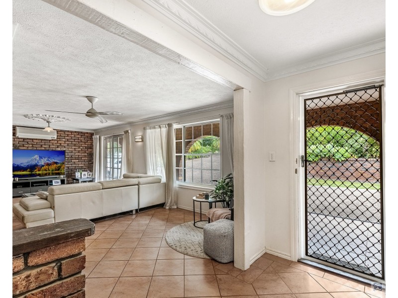 6 Nakula Street, Gaven QLD 4211