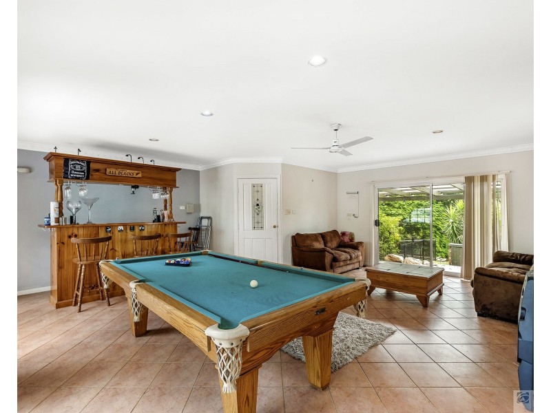6 Nakula Street, Gaven QLD 4211