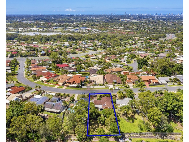 25 Quigan Terrace, Highland Park QLD 4211