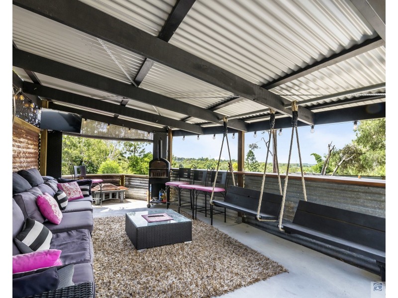 16 Kambalda Court, Worongary QLD 4213