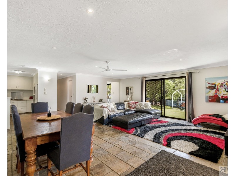 16 Kambalda Court, Worongary QLD 4213