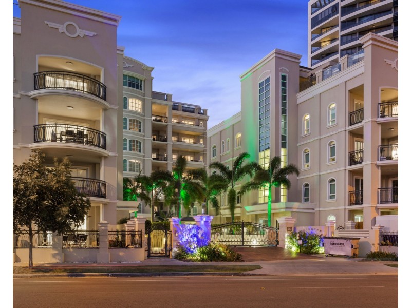 17/42-44 Brighton Parade, Southport QLD 4215