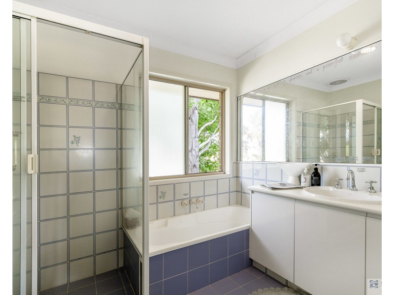11 Conadilly Court, Carrara QLD 4211