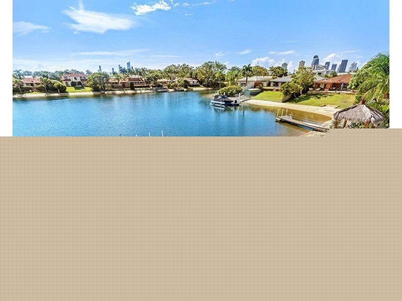 92 Waitomo Street, Broadbeach Waters QLD 4218