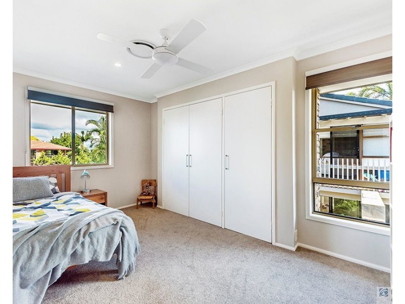 92 Waitomo Street, Broadbeach Waters QLD 4218