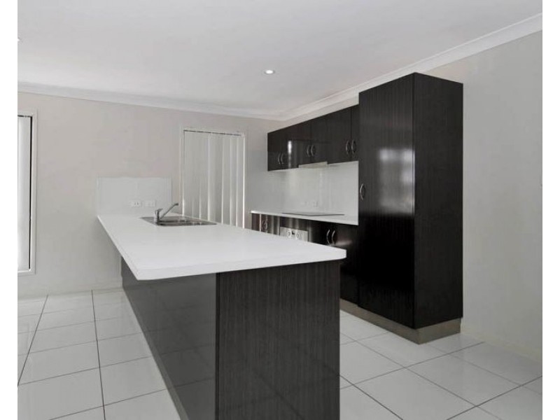 9 Henley Close, Blacks Beach QLD 4740