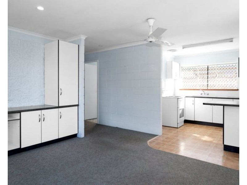 1/4 Leeuwin Court, Andergrove QLD 4740