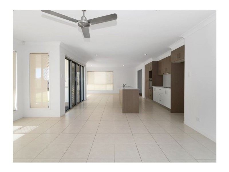 1 Goldwyn Close, Bakers Creek QLD 4740