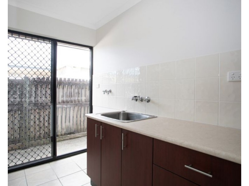 4 Helvellyn Street, Eimeo QLD 4740