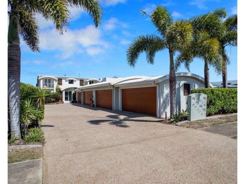 1/9 Marina Beach Parade, Mackay Harbour QLD 4740