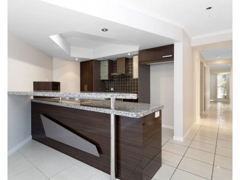 1/9 Marina Beach Parade, Mackay Harbour QLD 4740