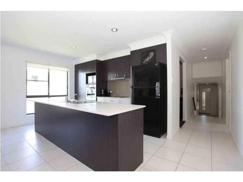 18 Bjelke Circuit, Rural View QLD 4740