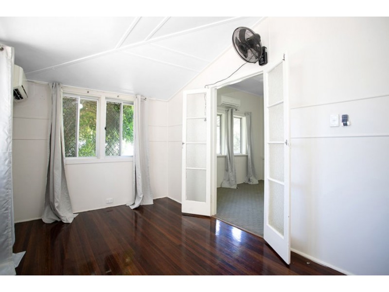 10 Short Street, North Mackay QLD 4740