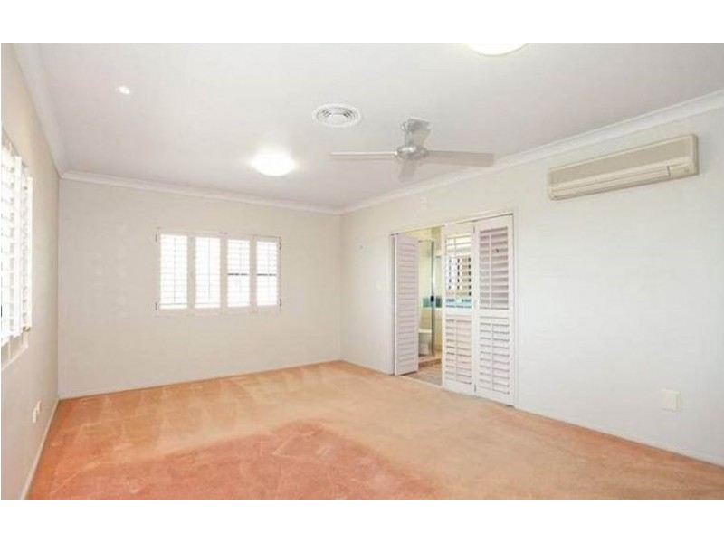 4 James Croker Drive, Mount Pleasant QLD 4740