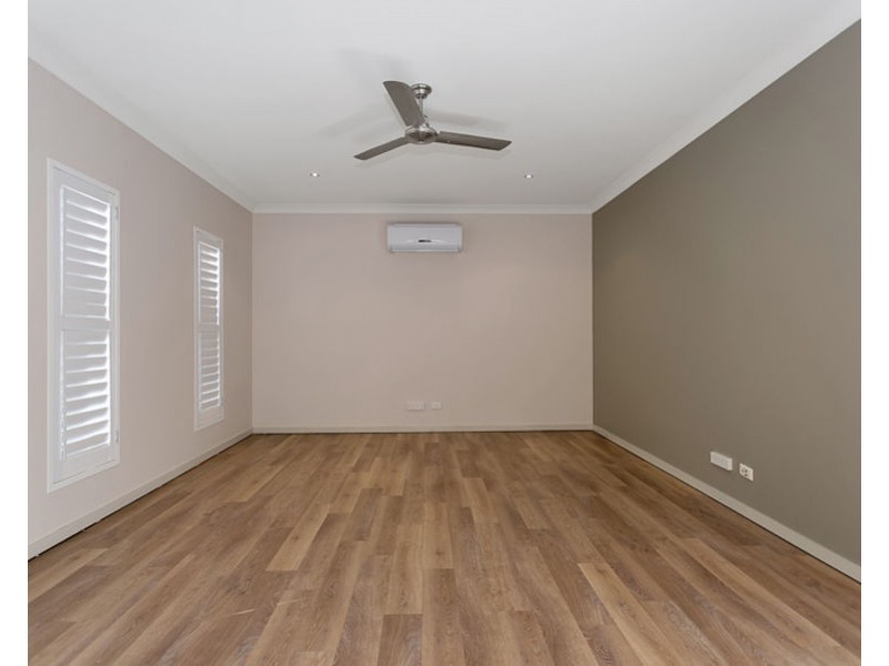 12 Ahern Court, Rural View QLD 4740