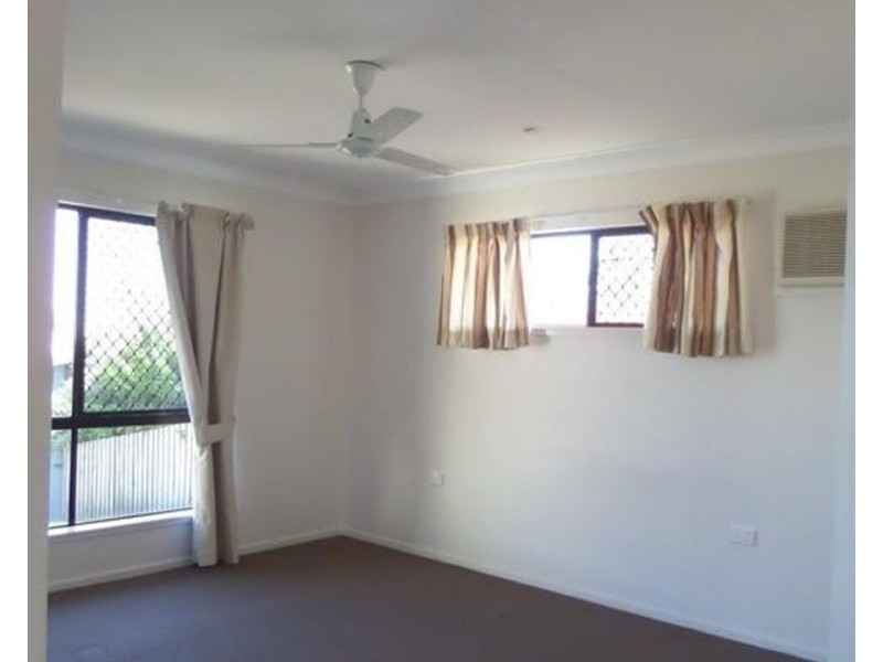 1 Hangan Street, Bucasia QLD 4750