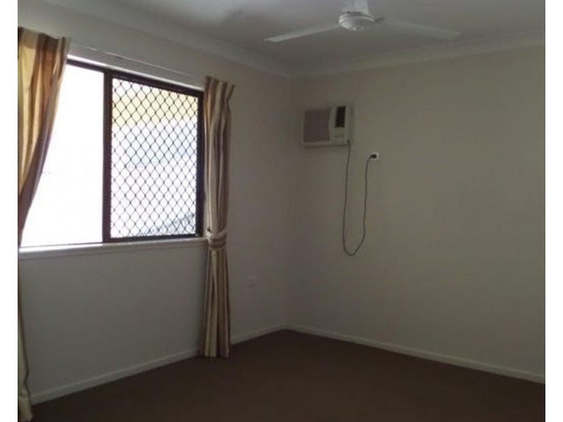 1 Hangan Street, Bucasia QLD 4750