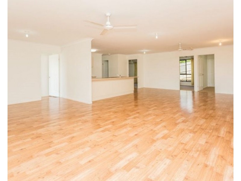 6 Grange Court, Eimeo QLD 4740