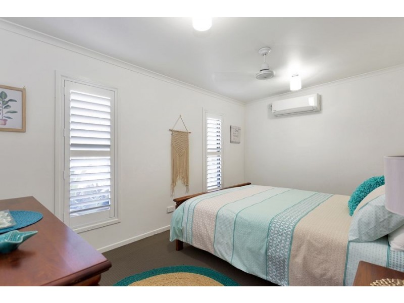 18 Milkins Street, Ball Bay QLD 4741