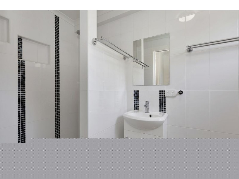 18 Milkins Street, Ball Bay QLD 4741