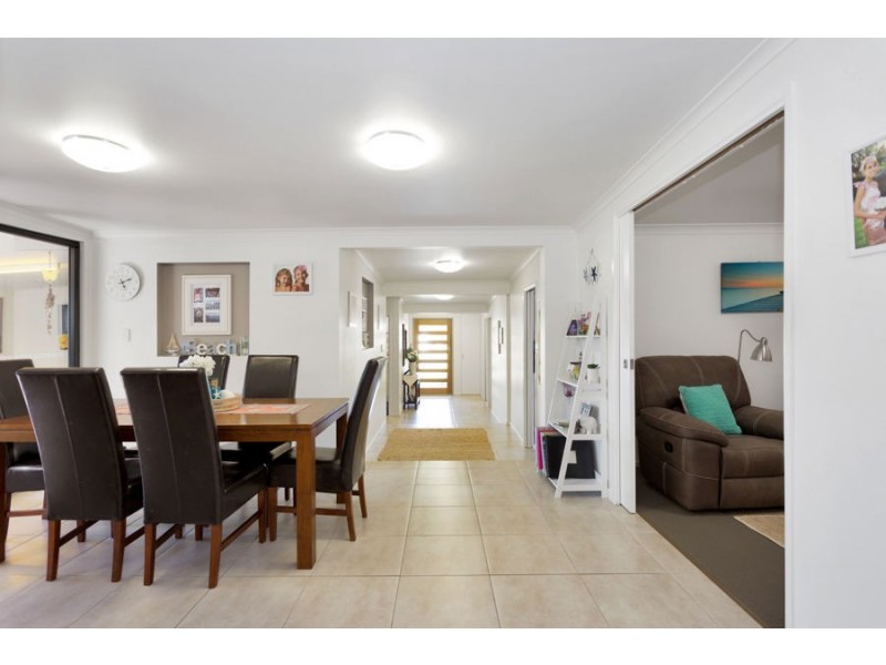 18 Milkins Street, Ball Bay QLD 4741