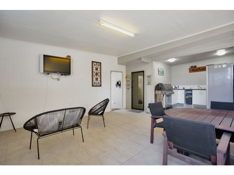 18 Milkins Street, Ball Bay QLD 4741