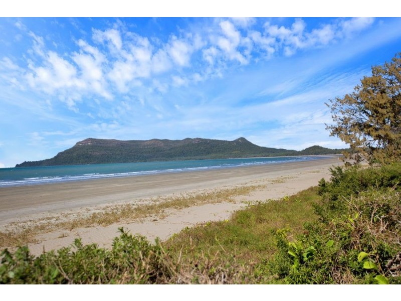 18 Milkins Street, Ball Bay QLD 4741