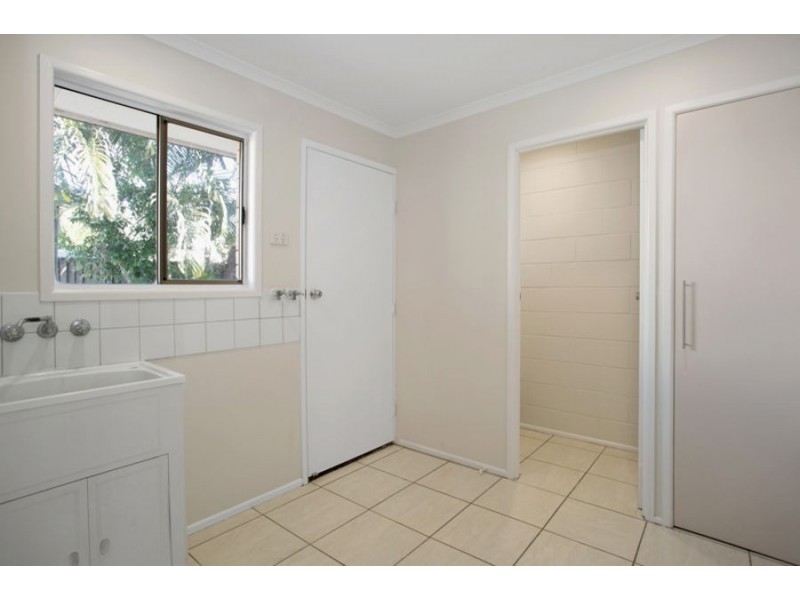 2/19 Cannan Street, South Mackay QLD 4740