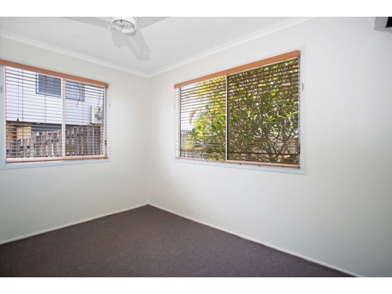 4 Nicole Court, Andergrove QLD 4740
