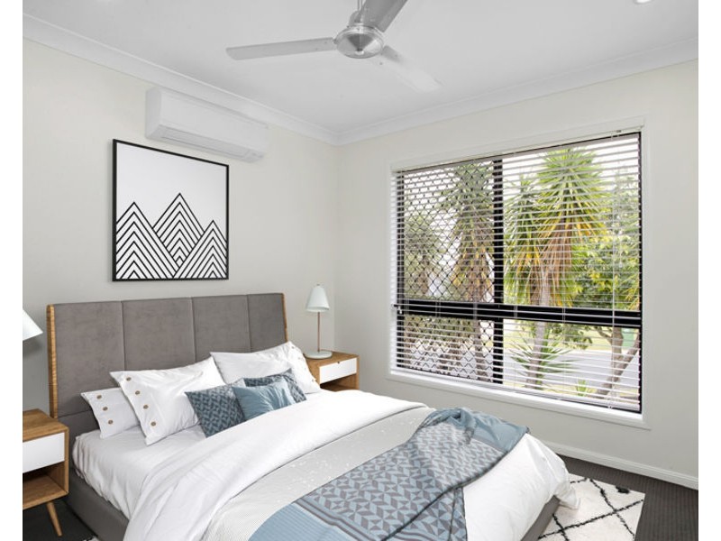 6 Bensara Crescent, Beaconsfield QLD 4740