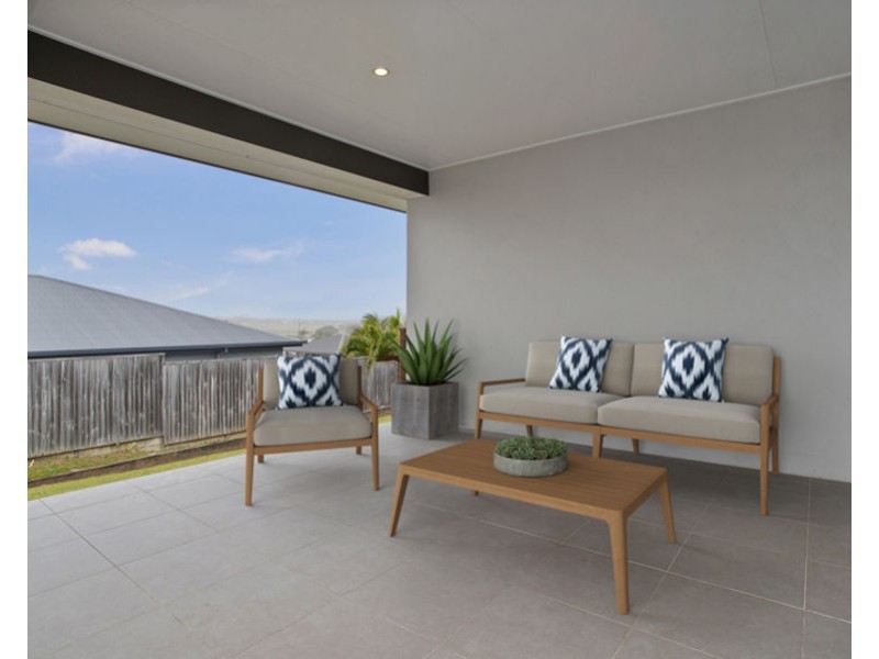 6 Bensara Crescent, Beaconsfield QLD 4740