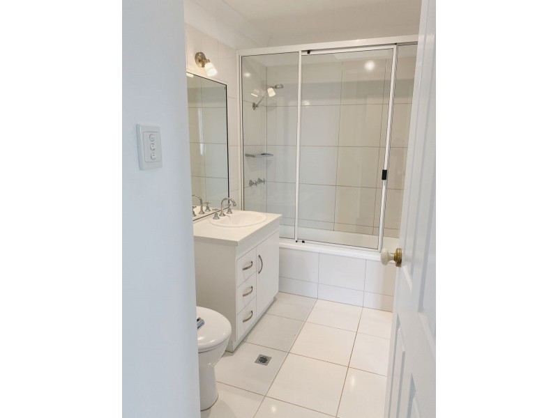 8/63 Shakespeare Street, East Mackay QLD 4740