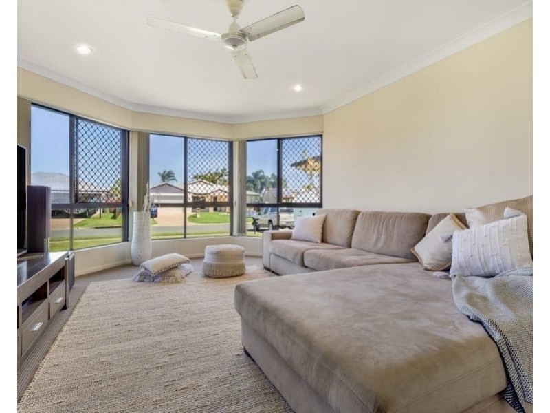 58 Spinnaker Way, Bucasia QLD 4750