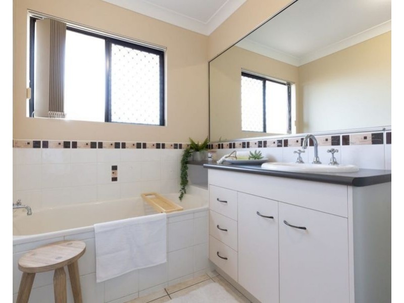 58 Spinnaker Way, Bucasia QLD 4750