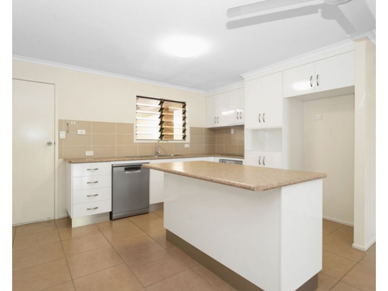 158-160 Broad Street, Sarina QLD 4737