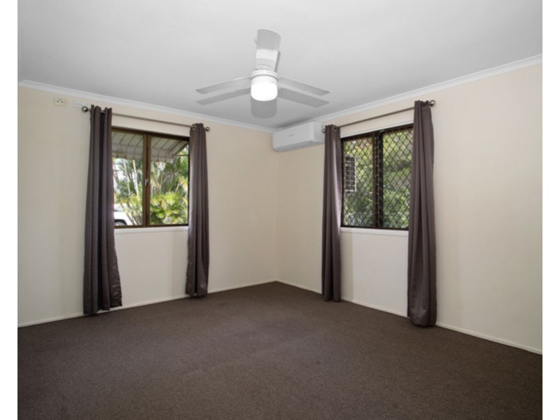 158-160 Broad Street, Sarina QLD 4737