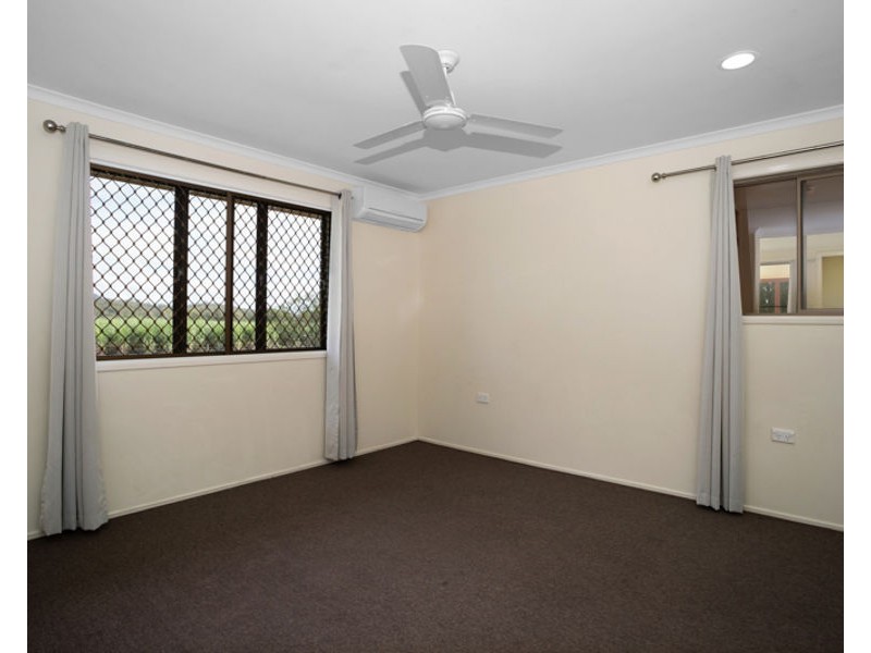 158-160 Broad Street, Sarina QLD 4737