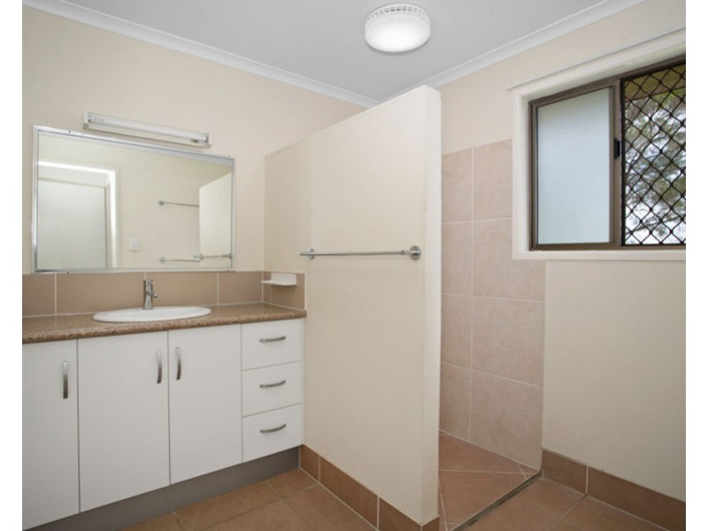 158-160 Broad Street, Sarina QLD 4737