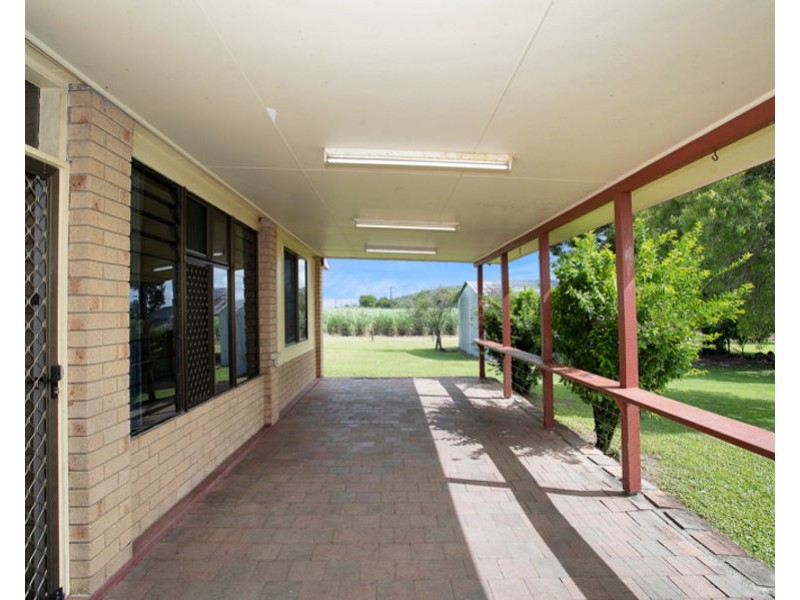 158-160 Broad Street, Sarina QLD 4737