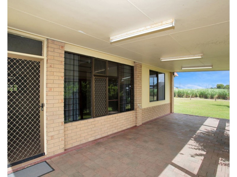 158-160 Broad Street, Sarina QLD 4737