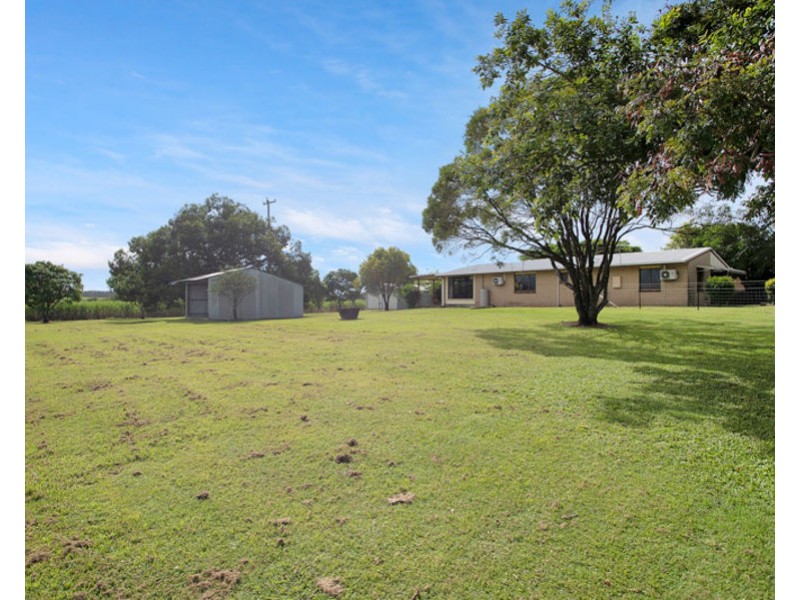 158-160 Broad Street, Sarina QLD 4737