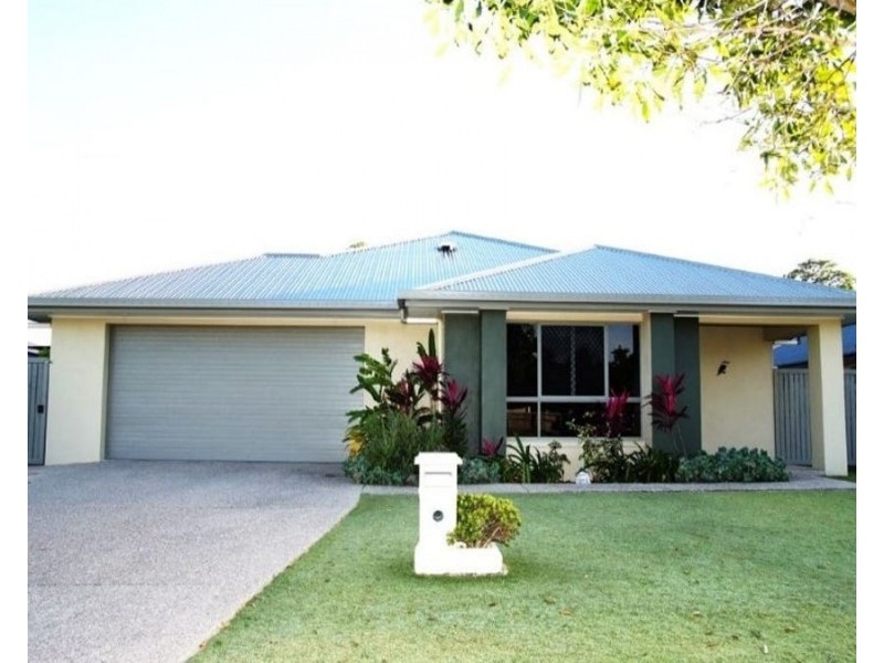 10 Eva Parade, Glenella QLD 4740