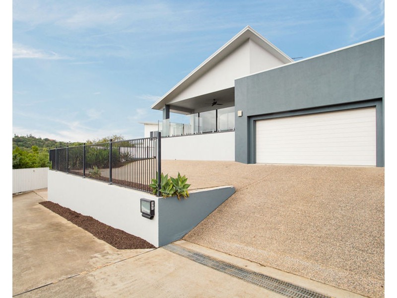 37 Village Circuit, Eimeo QLD 4740