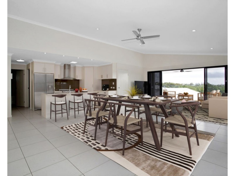 37 Village Circuit, Eimeo QLD 4740