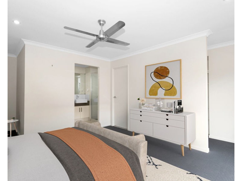 37 Village Circuit, Eimeo QLD 4740